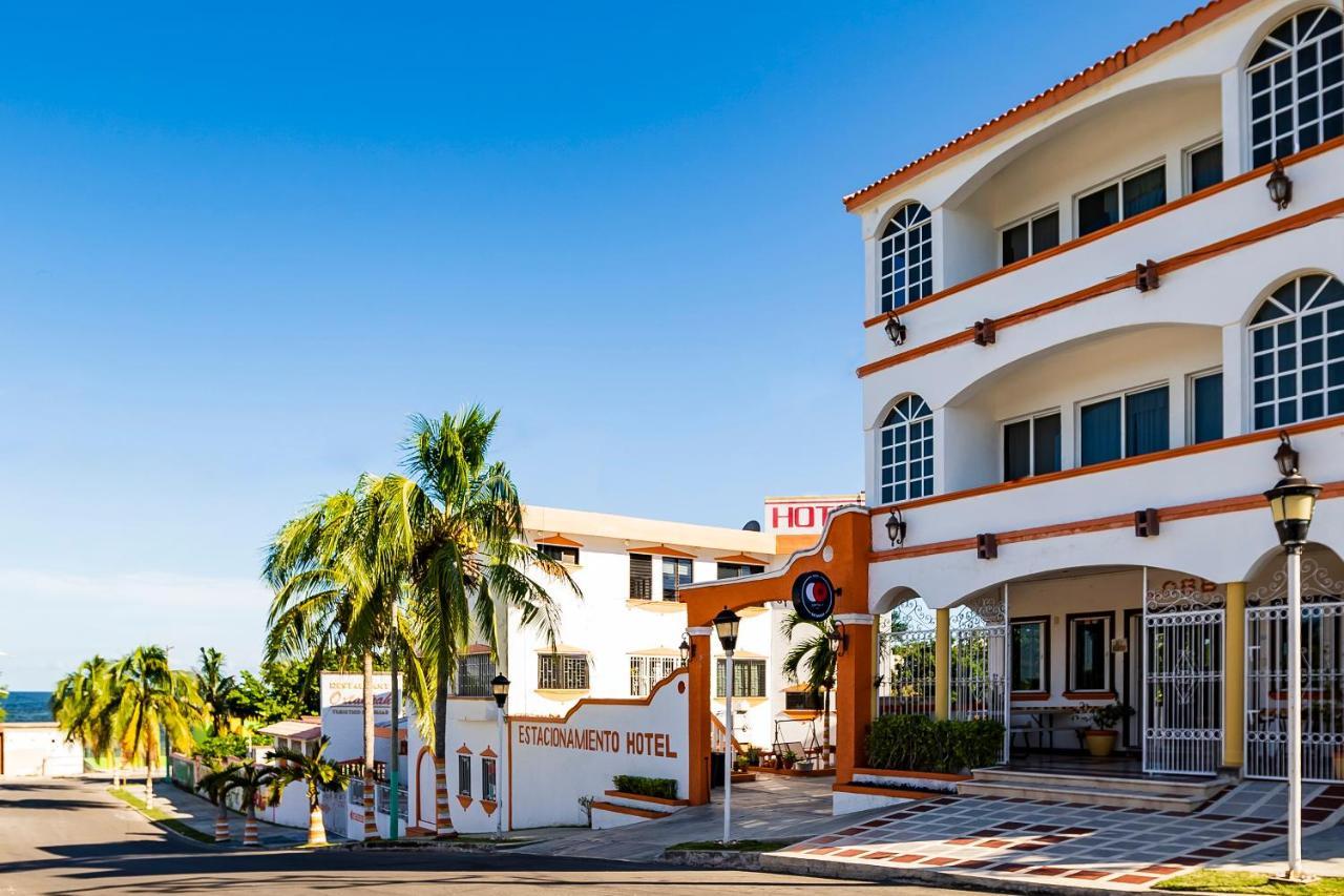 Capital O Oxtankah,Chetumal Bay Hotel Calderitas Exterior photo